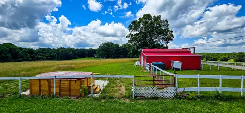 2224 Gap Rd, Altamont, TN 37301
