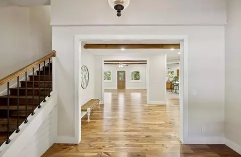 Entry Way - 2000 Fredonia, Dunlap, TN 37327 photo 1 of 1