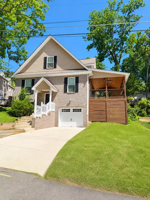 323 Pine Ridge Rd, Chattanooga, TN 37405