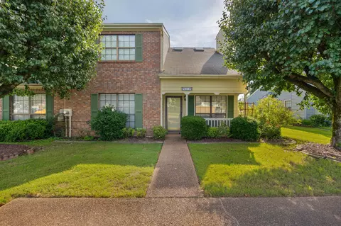 6573 Hickory Meadow Dr, Chattanooga, TN 37421