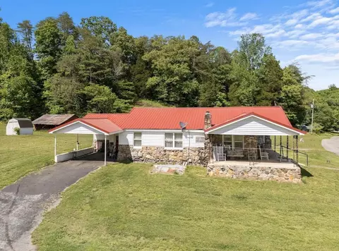 637 Miller Rd, Pikeville, TN 37367