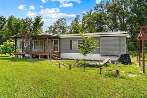 1637 Flat Branch Rd, Tunnel Hill, GA 30755