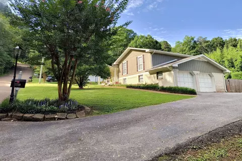 7739 Ridge Bay Dr, Hixson, TN 37343
