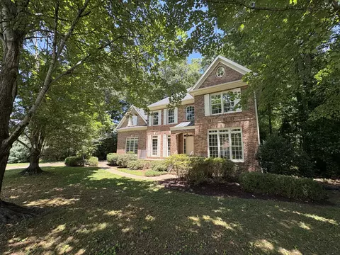 6824 Autumn Lake Trl, Hixson, TN 37343