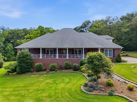 1019 Sandstone Ter, Soddy Daisy, TN 37379