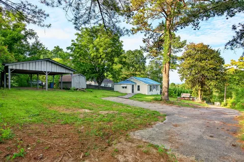 241 E Cir, Rossville, GA 30741
