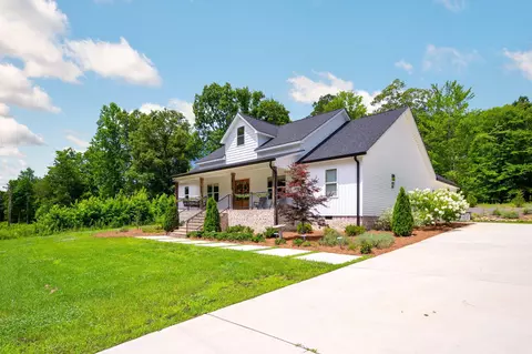 Exterior - 2089 Hudlow Loop Rd, Dunlap, TN 37327 photo 4 of 8