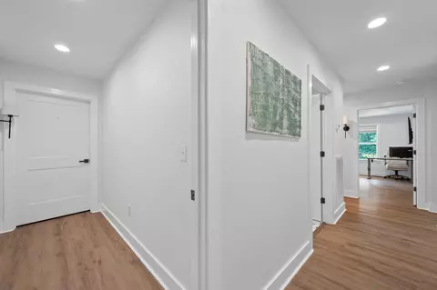 Entry Way - 2089 Hudlow Loop Rd, Dunlap, TN 37327 photo 2 of 2