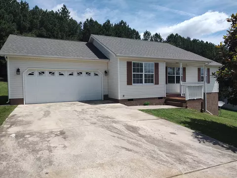 205 Pinewood Dr, Rock Spring, GA 30739