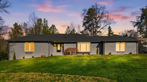 755 Golf View Dr NW, Cleveland, TN 37312