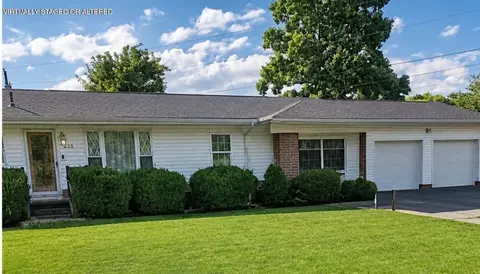 223 Reynolds Dr, Rossville, GA 30741