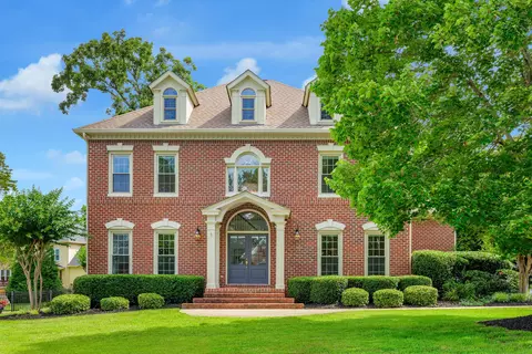 8005 Rosemere Way, Chattanooga, TN 37421