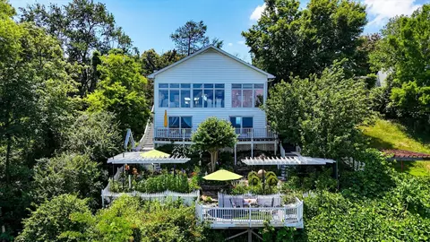 1001 E Brow Rd, Lookout Mountain, TN 37350