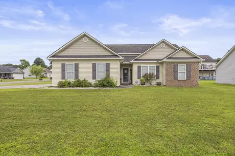 201 Legacy Ln, Calhoun, GA 30701