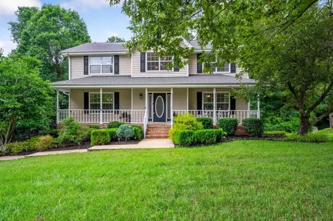 8921 Grey Mountain Dr, Ooltewah, TN 37363