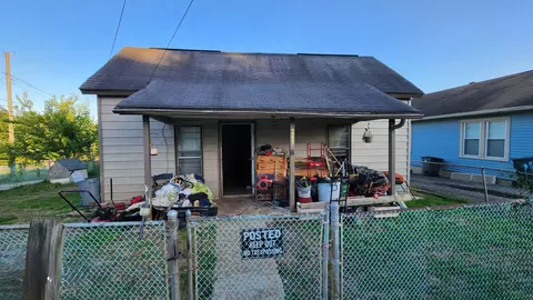2450 Brown Ave, Knoxville, TN 37917
