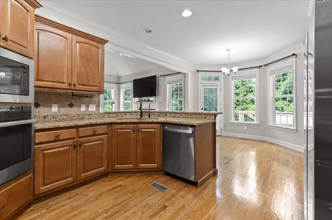 Kitchen - 9875 Fieldcrest Dr, Apison, TN 37302 photo 4 of 7