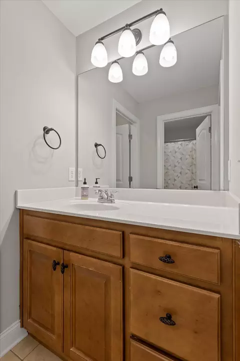 Bath - 9875 Fieldcrest Dr, Apison, TN 37302 photo 6 of 11
