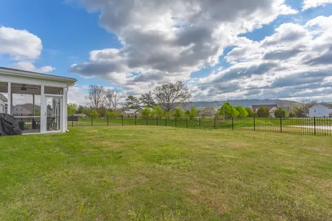 Exterior - 7490 Tailgate Loop, Ooltewah, TN 37363 photo 3 of 3