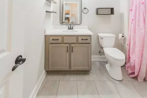 Bath - 7490 Tailgate Loop, Ooltewah, TN 37363 photo 1 of 4