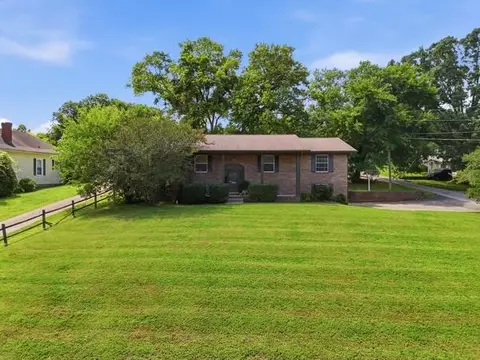 3416 Roberts Rd, Chattanooga, TN 37416