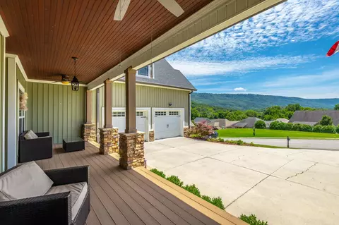 3600 Willow Lake Cir, Chattanooga, TN 37419