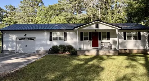 305 Longwood St, Chickamauga, GA 30707