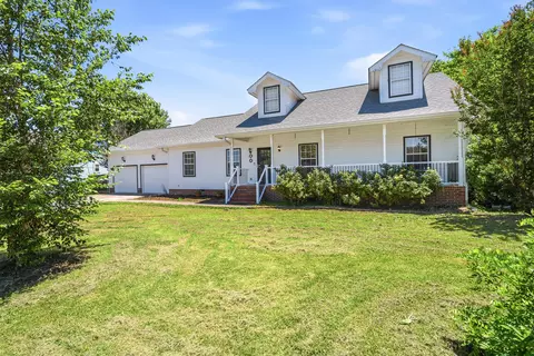 72 Sarah Lynn Ln, Fort Oglethorpe, GA 30742