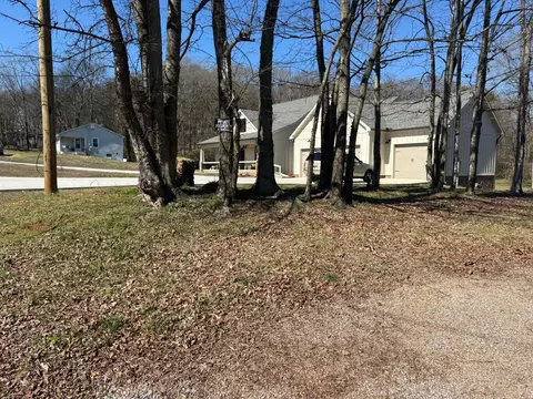 116 Cass St NE, Charleston, TN 37310
