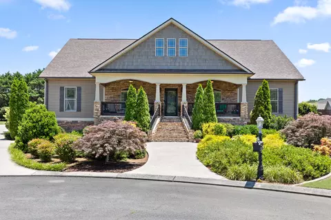 46 W Acorn Dr, Rock Spring, GA 30739