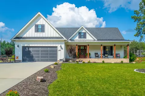 220 Bootleg Dr, Jasper, TN 37347