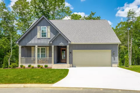 1268 Bentley Ln, Soddy Daisy, TN 37379