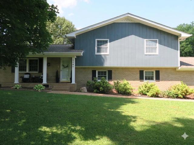 1751 Crabtree Rd, Hixson, TN 37343