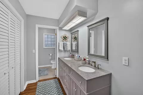 Bath - 1751 Crabtree Rd, Hixson, TN 37343 photo 1 of 3