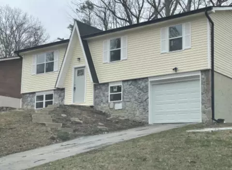 2960 E Freedom Cir, Ooltewah, TN 37363