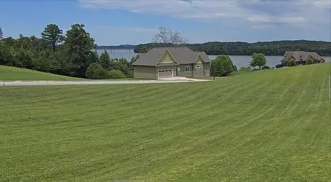 2186 Boat Hook Ln, Sale Creek, TN 37373