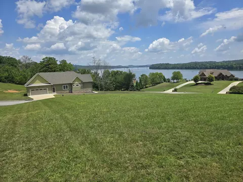 2186 Boat Hook Ln, Sale Creek, TN 37373