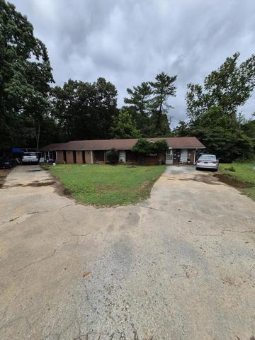 4719 Metro Park Ln, Hixson, TN 37343