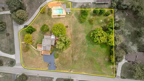9245 Sunny Shore Ln, Chattanooga, TN 37416