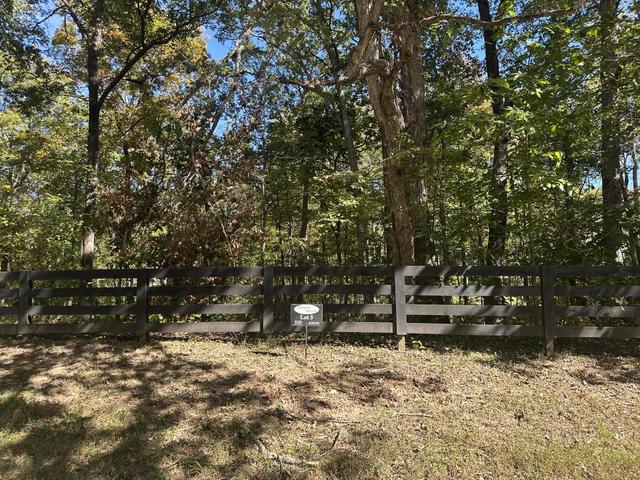 4276 Taft Hwy, Signal Mountain, TN 37377