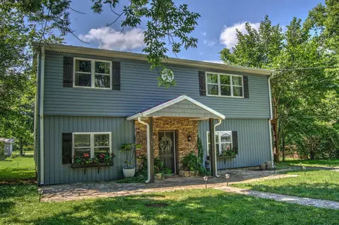 176 Poplar Ave, Trenton, GA 30752