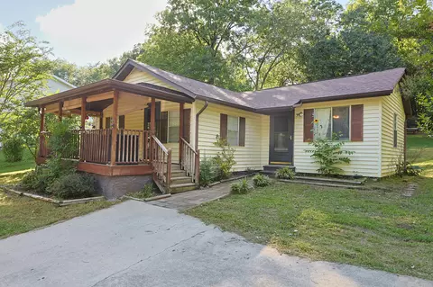 5109 Delashmitt Rd, Hixson, TN 37343
