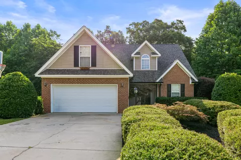 9108 Broad Leaf Ln, Soddy Daisy, TN 37379