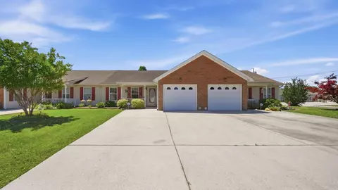 72 Anchor Dr, Rossville, GA 30741