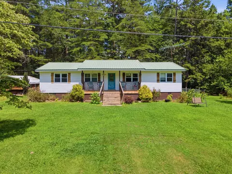 8268 Dry Creek Rd, Summerville, GA 30747