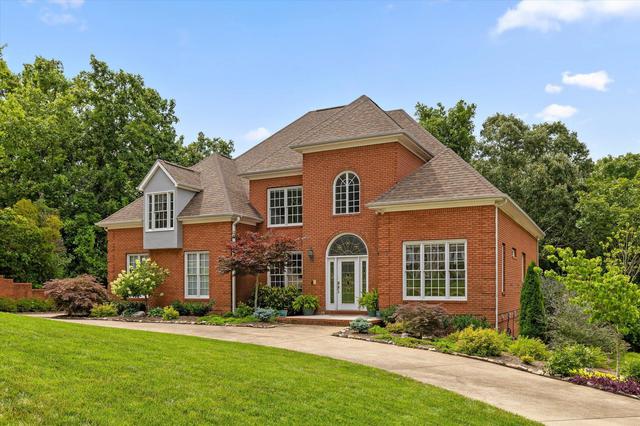5510 Mountain Breeze Dr, Chattanooga, TN 37421