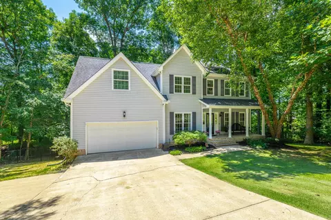 8935 Grey Mountain Dr, Ooltewah, TN 37363