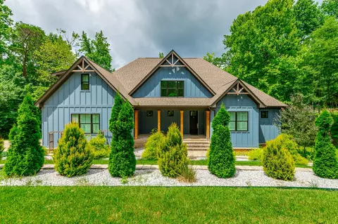 3741 Prospect Church Rd, Ooltewah, TN 37363