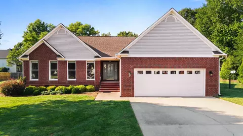 121 Park Creek Dr NW, Cleveland, TN 37312