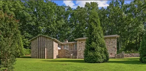 3630 Elder Mountain Rd, Chattanooga, TN 37419